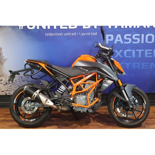 2023 Ktm 390CC 390 DUKE Road