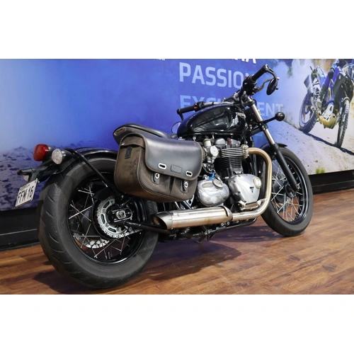 2018 Triumph 1200CC BONNEVILLE BOBBER Road